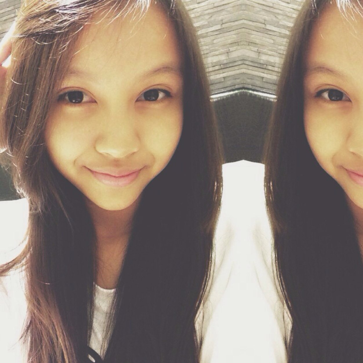 This account is not active. I'm changing my twitter account to @mdewiips , thanks