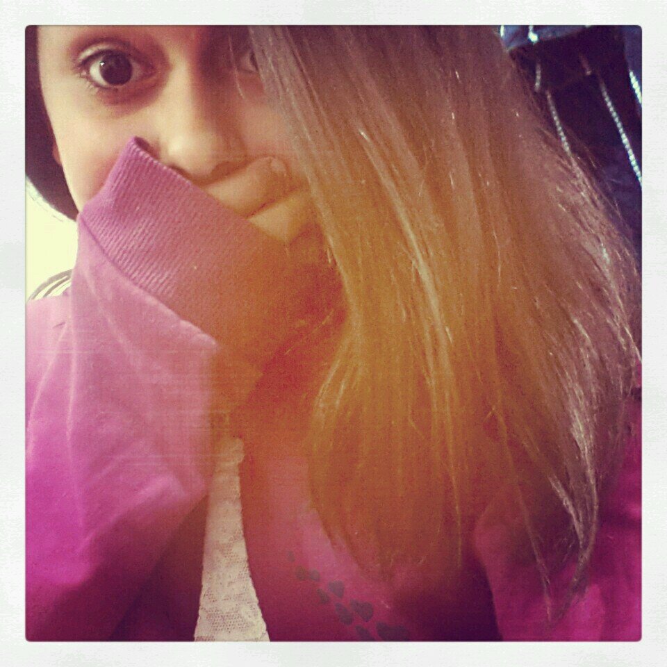 it's Sarah I'm 13  huge fan of the walking dead I love chandler riggs♥  huge fan of emma watson ♥ twd ♥ love pretty little liars ♥