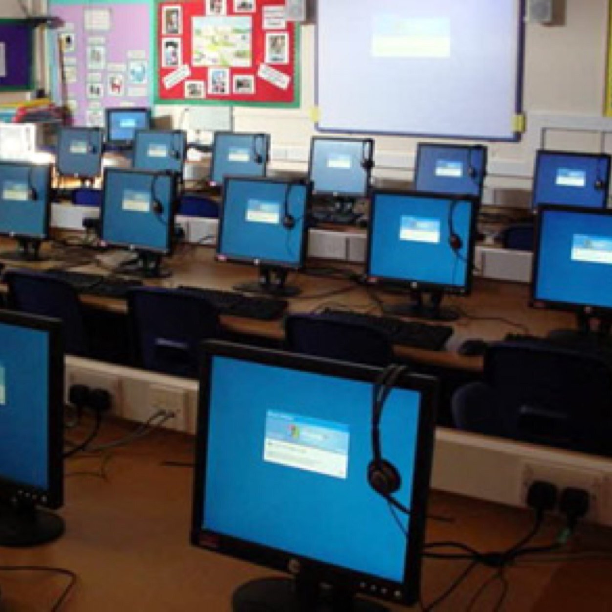 Achieve your goals with an incline to the computing world.