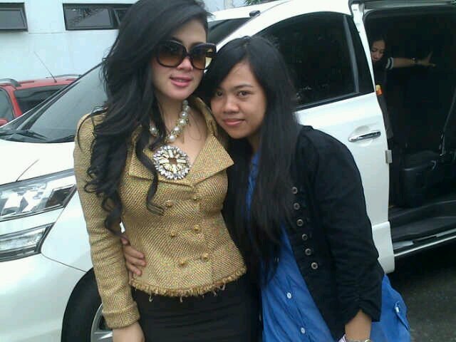Semangat nya cetarr tar tar tar !  @princesSyahrini slalu di Hati n sllu no (satu) diHatiKu ^,^ I Miss U