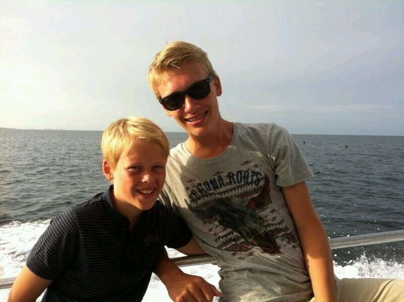 14jaar, tennisser, tangsoodo, scp, mavo, gitarist,