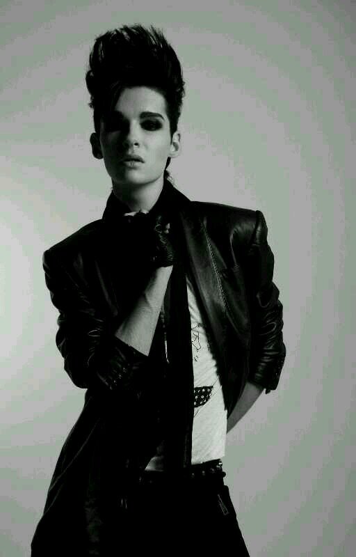 Fan Of Bill Kaulitz And Tokio Hotel!!!♥Speak German,Nedelands and English!!^-^