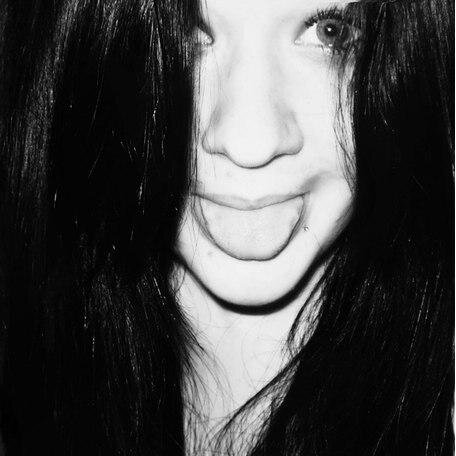 MilnVeronika's profile picture. все тленно.