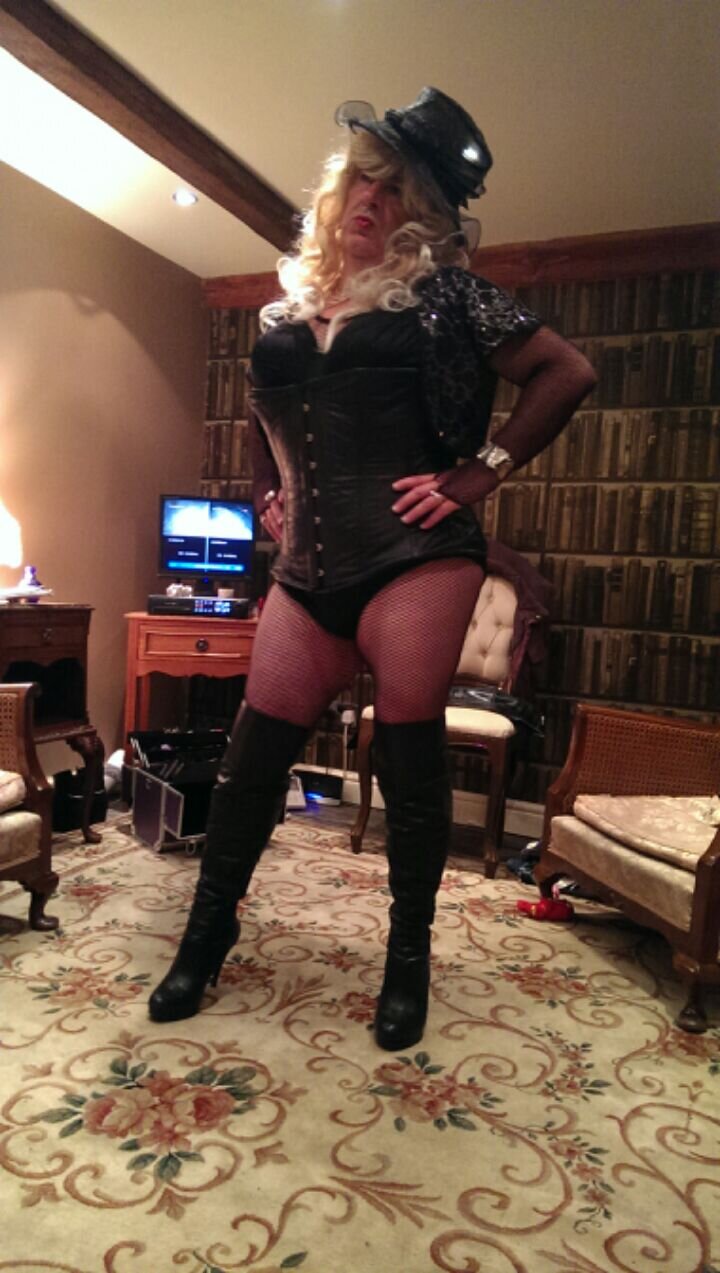 I'm Tina Andrews, cross dresser....