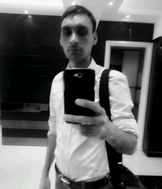 Devgill7's profile picture. 