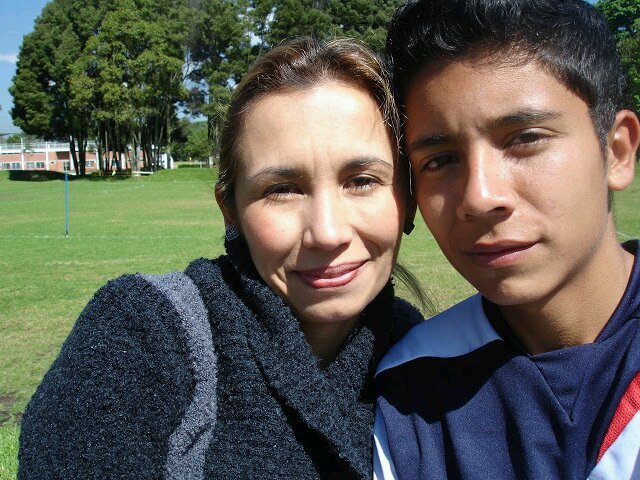 Enamorada de Dios, de la vida y de mis maravillosos hijos!!