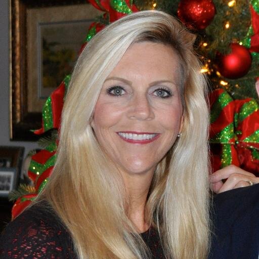 Realtor, Loves the Gators, Learning to Love the Seminoles!