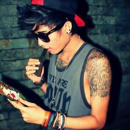 Gue Cakep || member SupermanIsDead - JKT48  ƪ(ˆ▽ˆ)ʃ || ♥ NISIE ♥ || mention for folback☺ || INVITE : _ _ _ _ ☺