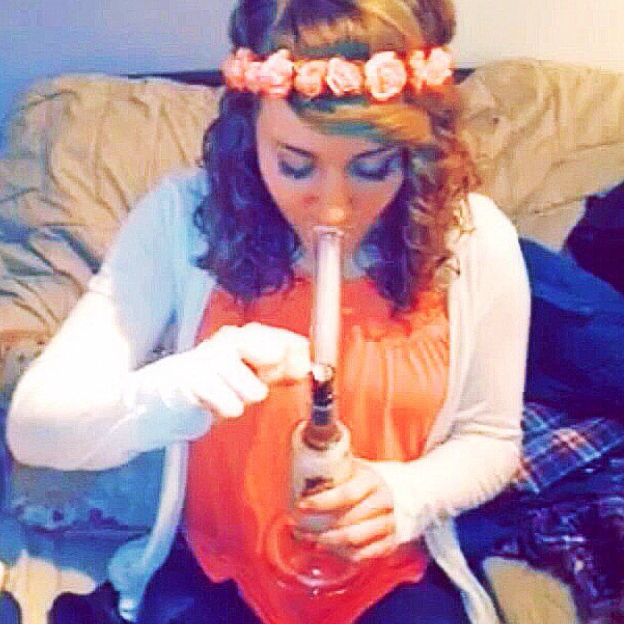 Weed keeps me sane in this insane world | This account is for my unfiltered stoner mind ❁ avi is me #GoodVibeTribe