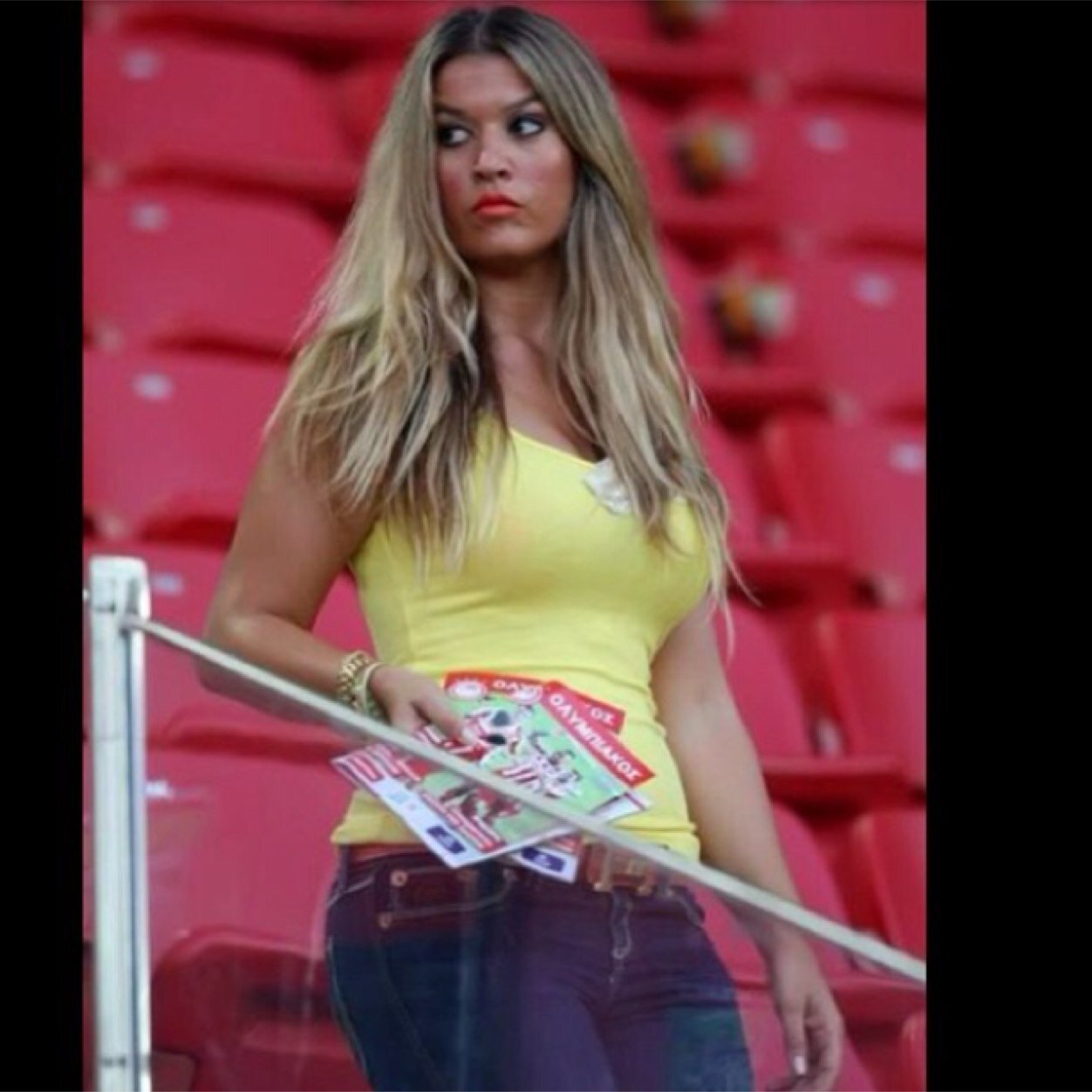 valiadimitriou's profile picture. LA VITA E BELLA!!!✨