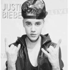 MUSİC İS MY LİFE,CANADA STRATFORT ONTARİO,FOREVER BELİEBER, I'M BİEBER FEVER,FOLLOW FOLLOWERS,I LOVE YOU JUSTİN BİEBER ♪ ,MİLEY CYRUS ,BELİEVE