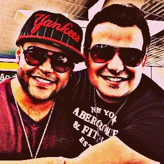 partofmeMeB's profile picture. “Ela escrevia em pequenos pedaços de papel o que não conseguia gritar para todo mundo.”