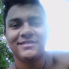 alexrequna's profile picture. yo vivo mi vida tu vive la tuya