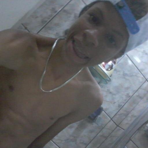 adiciona no fecebook gente do twitter novinho mlq zk