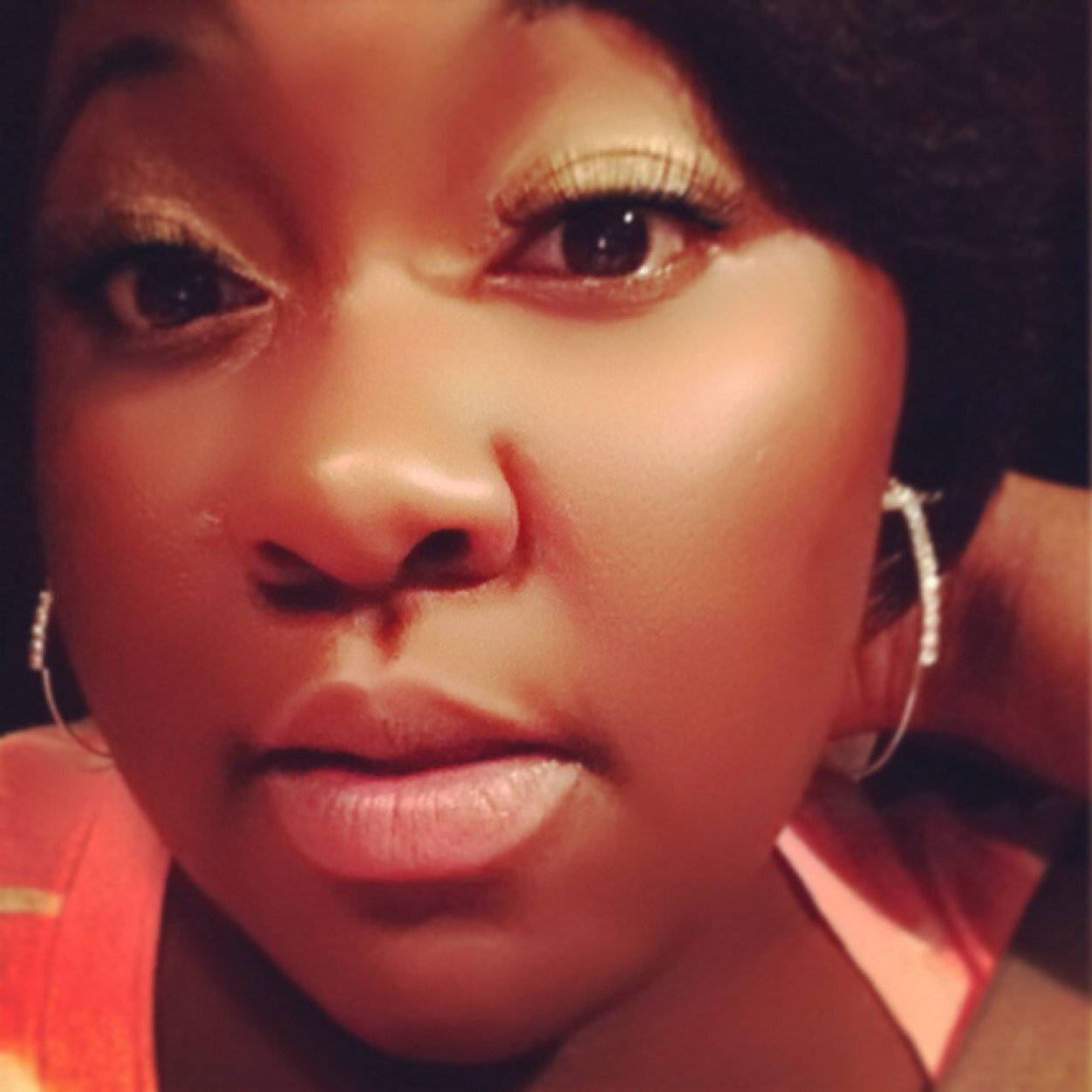 You might as well FOLLOW ME. Gon see me swaggin all ⇡ and ⇣ on your TL anyways ^.~ Like a Boss..