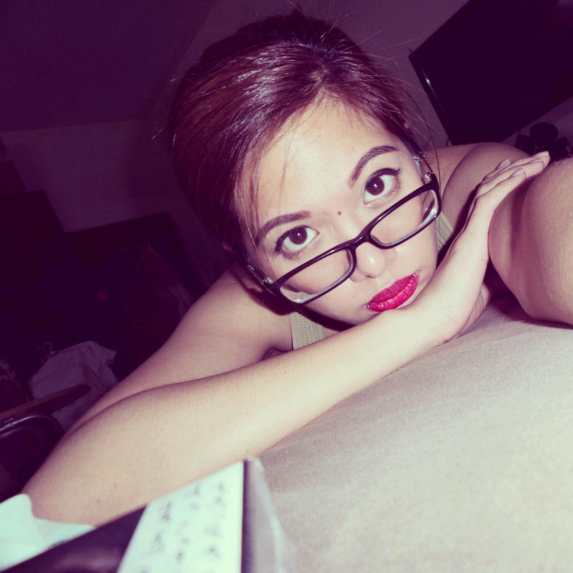 Simple and strong-willed young woman.