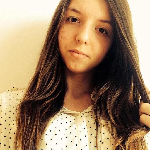 vaaaaneeeeee's profile picture. I love chocolate! :3