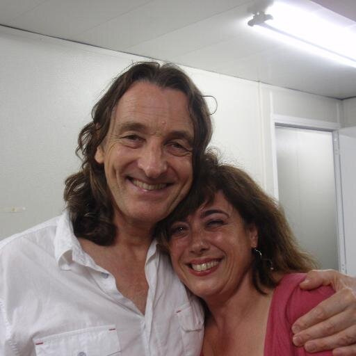 RogerHodgsonSpa's profile picture. Esta página pretende ser una reunión de amigos en torno a la figura y la música de Roger Hodgson. Todos los que aman su música son bienvenidos aquí.