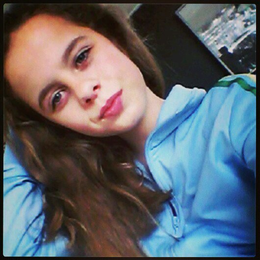 follow me♥!!! my best friend Britley, mijn dinnetjes Paris, Isa en Maartje.♥♥♥