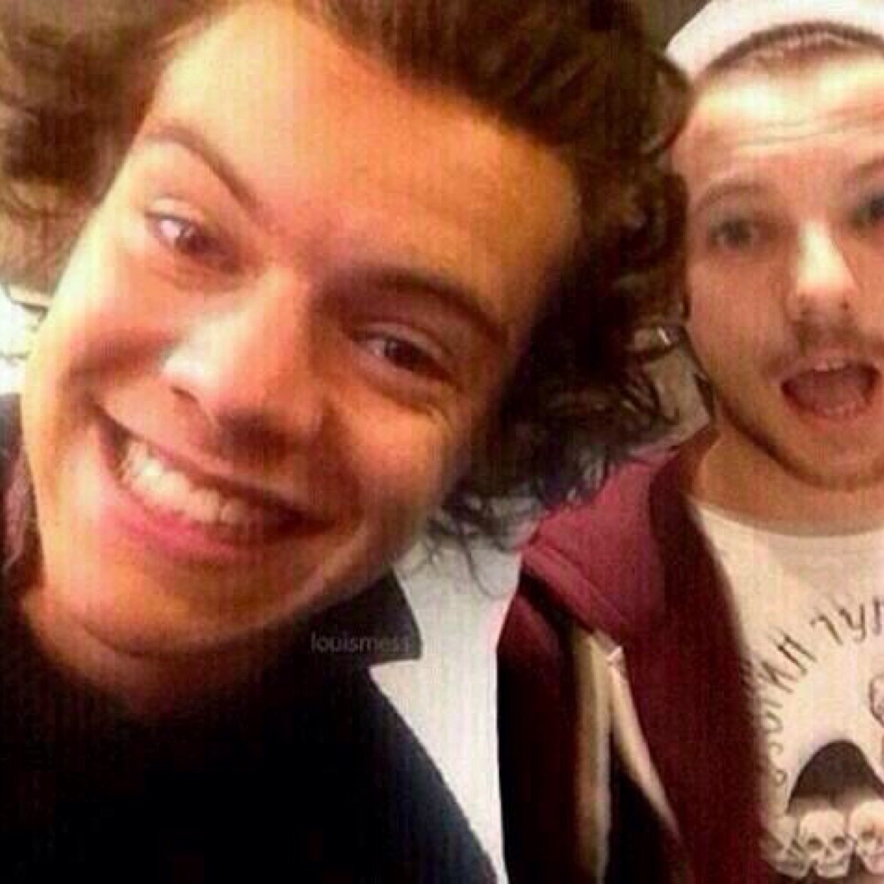 Follow @sassafraszouis please xxx