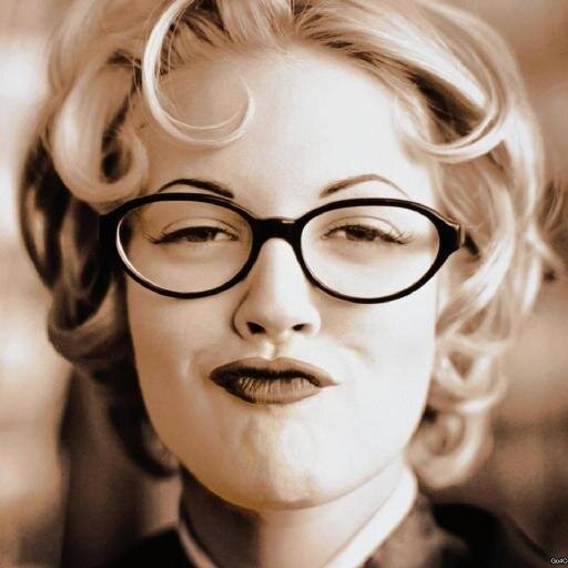 DrewBarrymoreFN's profile picture. Everything about Drew Barrymore with LOVE!