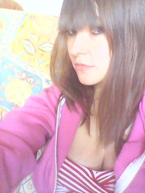 Ne laisse jamais personne te voler le bonheur que l'on te doit,