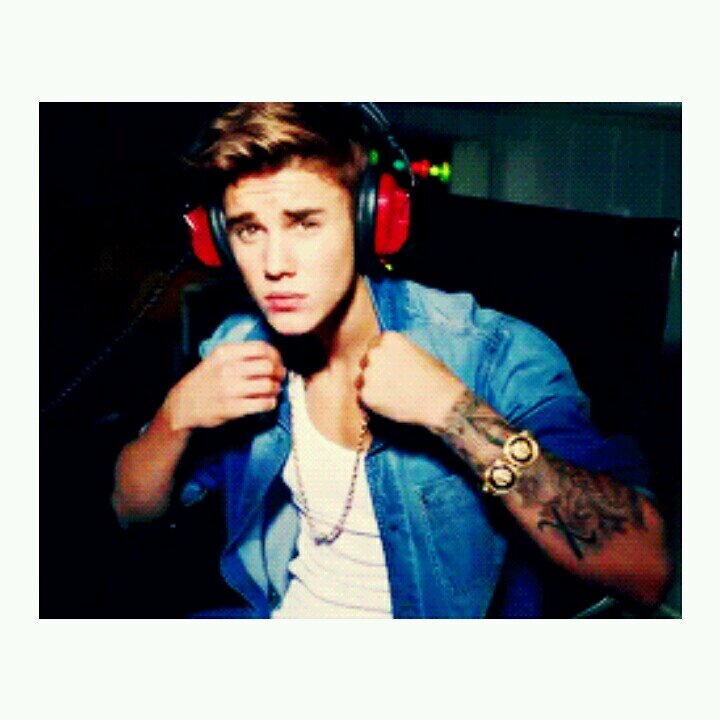 EU SEGUI VOCÊ, AGORA SIGA @BOYMAGCULT E @DIRECTIONMAGCUT POR FAVOR, SIGO DE VOLTA!