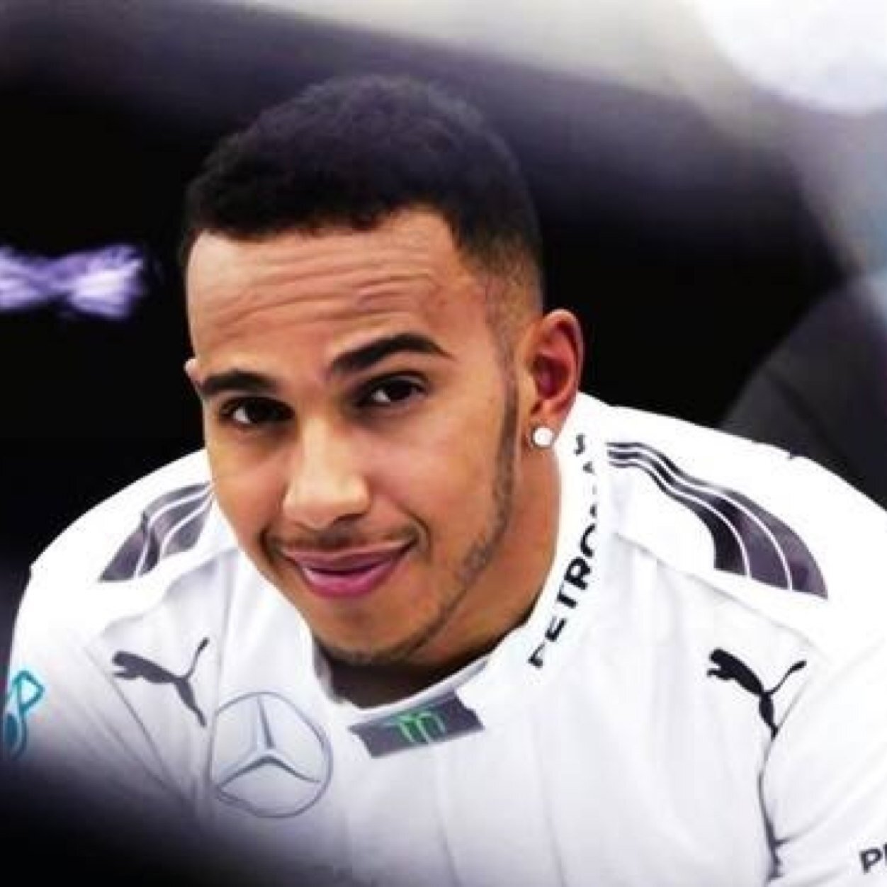 Big F1! Big fan off lewis! We win and lose together! #teamLH