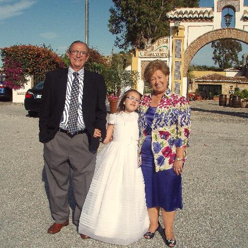 ama de casa  alegre abuela de cuatro nietos