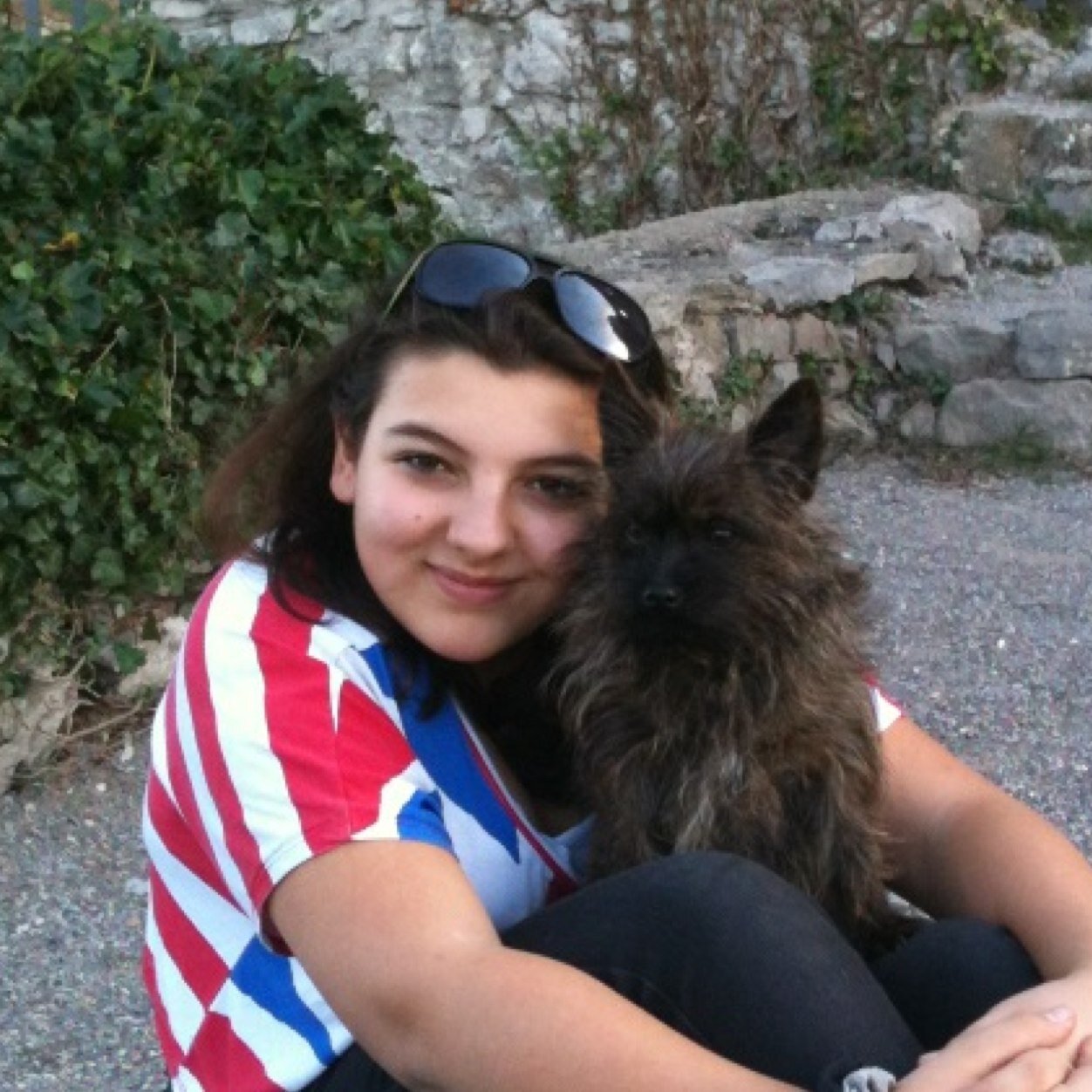 JadePene's profile picture. Salut je c est pas trop quoi dire donc di vous voulez en savoir plus demander ;)