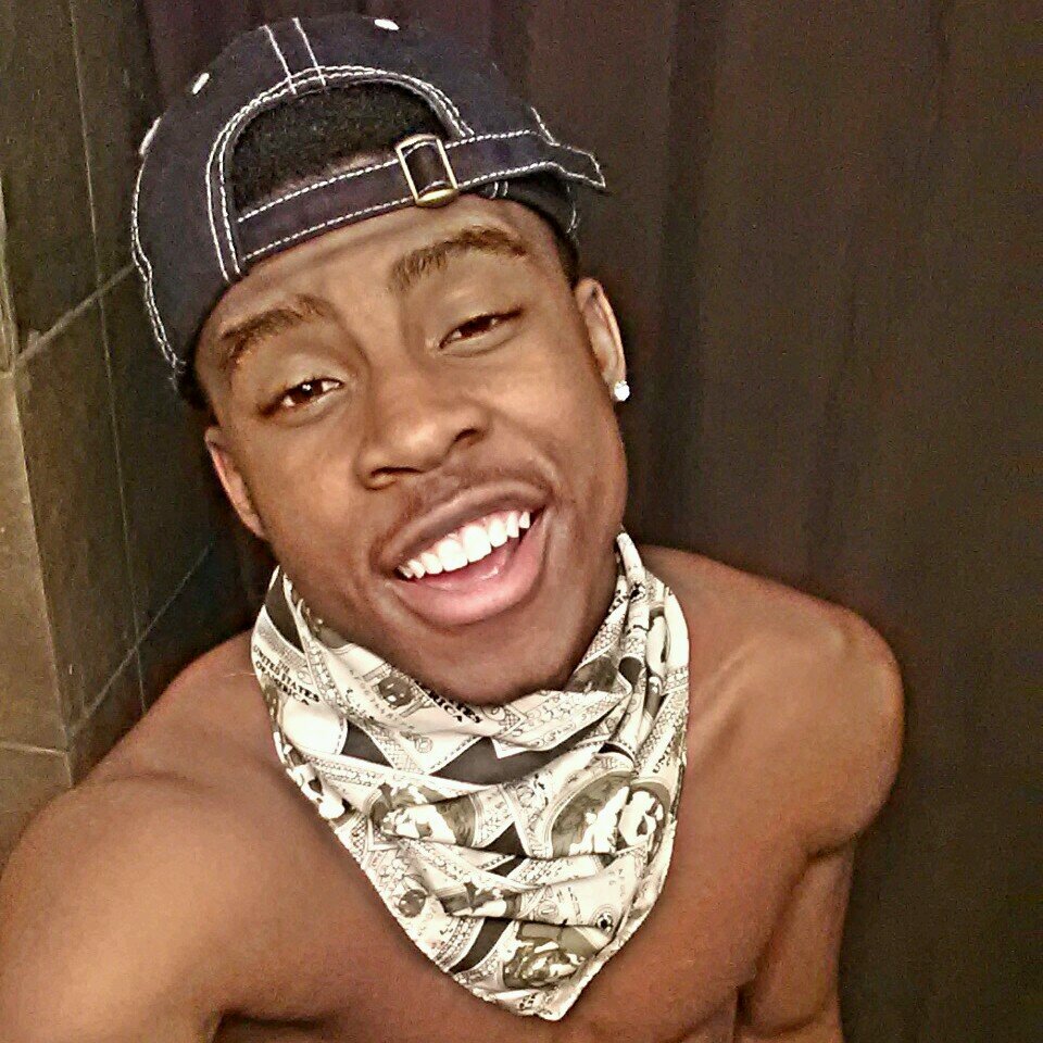 football is life          fmoig: stay_dreamchasing