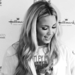 | One Direction | Demi Lovato | Miley Cyrus | Justin Bieber | Rihanna | Ed Sheeran | Little Mix | Selena Gomez | Taylor Swift Nicki Minaj |
