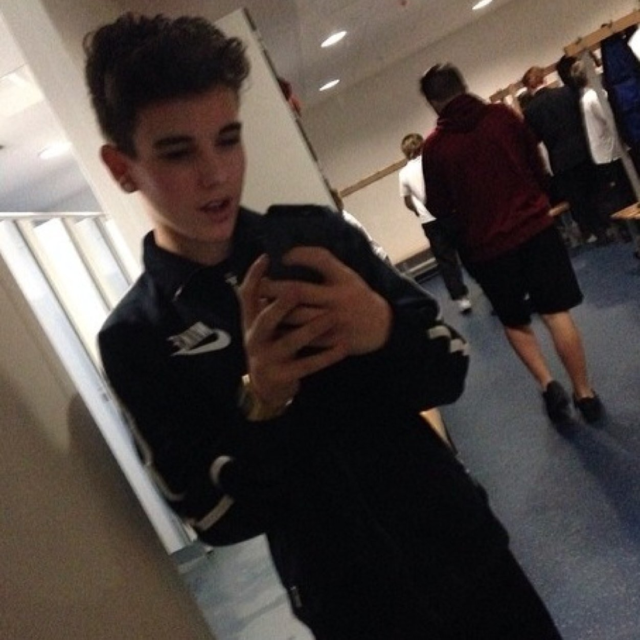 Marc|14YO|Football| -Né en France, A l'interieur Americain.. | Smiler | Belieber | Followback