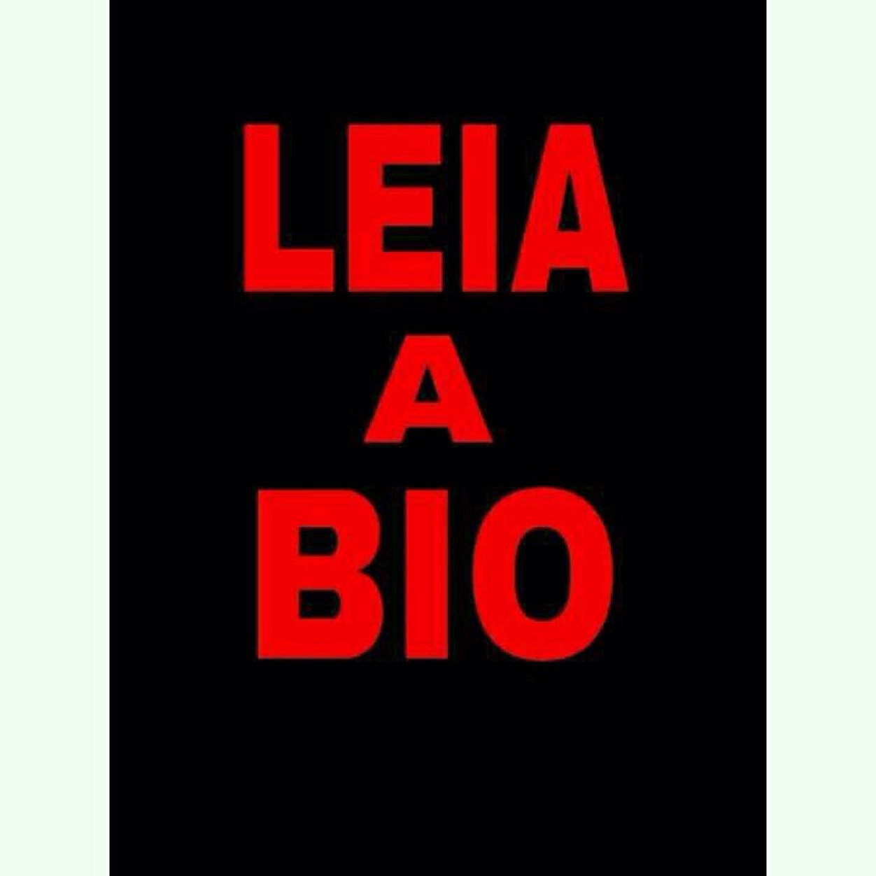 Olá! Te dei um follow grátis! Não me siga aqui, seja uma pessoa legal e me siga pelo @mebeijaharry