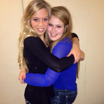 Profile Picture of Elizabeth Schulte (@liz_schulte) on Twitter
