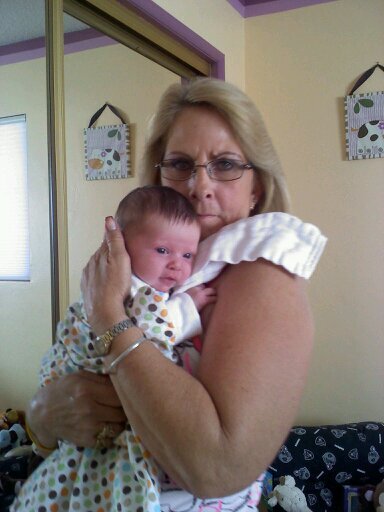 mommadiaz57's profile picture. 