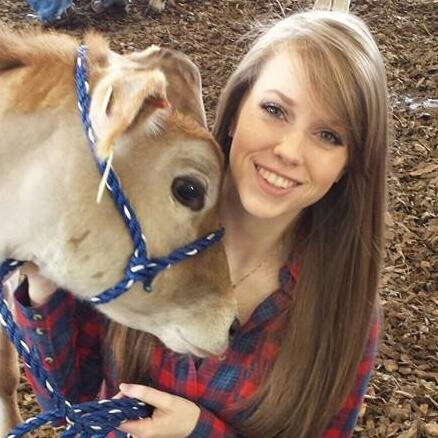 Junior at Auburn University. I love art and animals. War eagle!