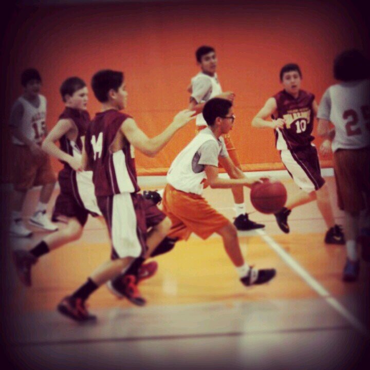 I love basketball, Im on my grind 24/7. I am John Leija. Alice Tx.