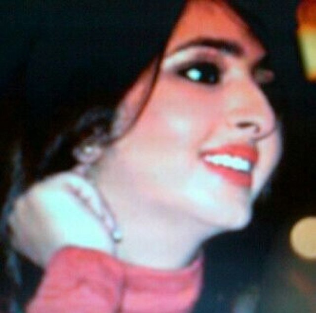 من لا يراعي خاطرك لاتراعيه ومن لايعدك ربح عده خساره..