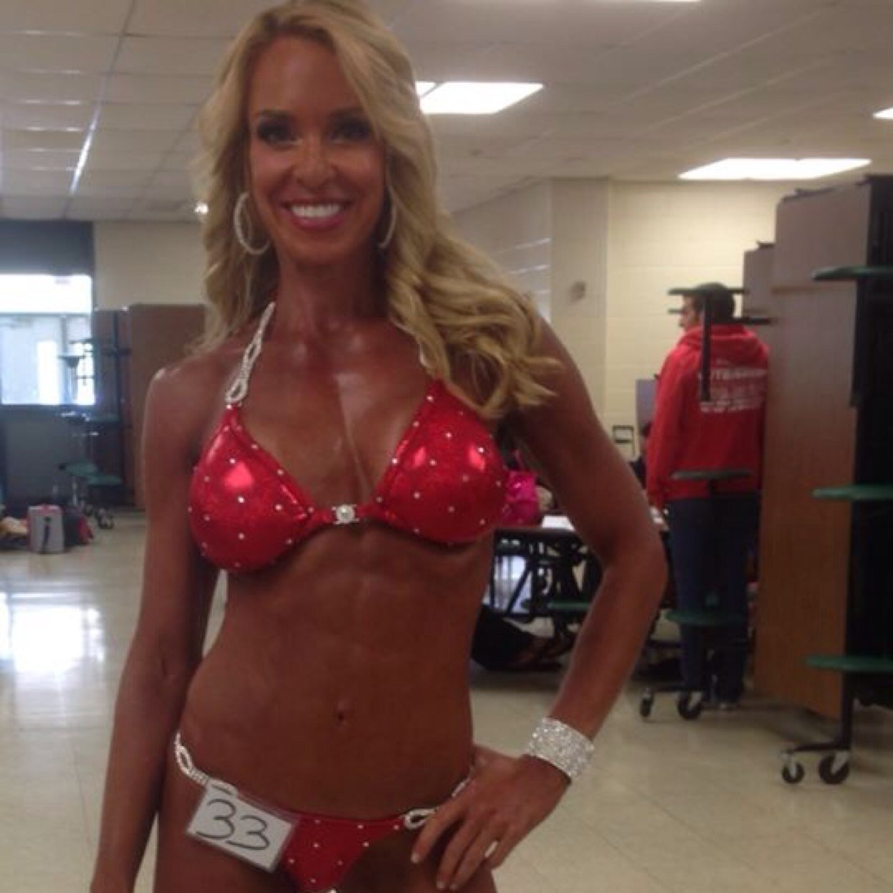 KellysCoreFit's profile picture. As an on the go mother of three young children, I had to find a fun and effective way to workout to accommodate my busy lifestyle.