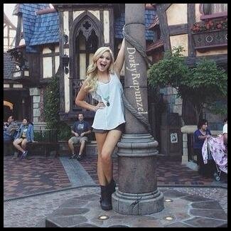 Who needs a prince when I can have a ego maniac thief? Hey, at least he doesn't want my magic hair. [Tangled RP/ MP]
