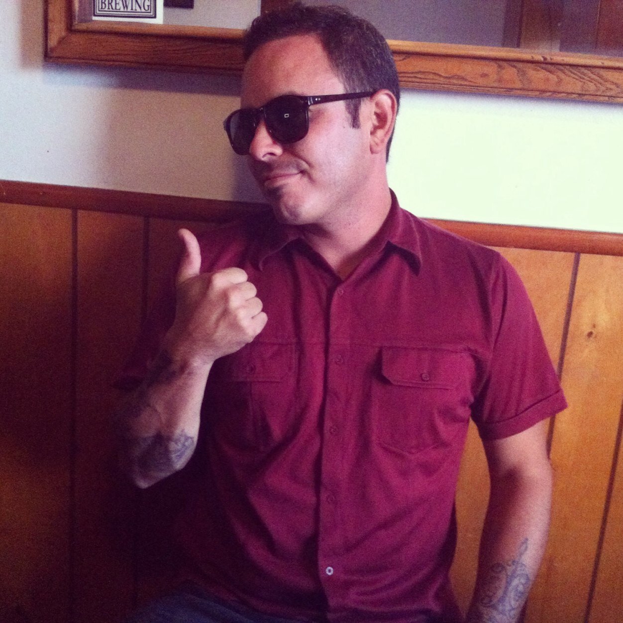 reggieregreyes's profile picture. The sweaty hand of Twitter