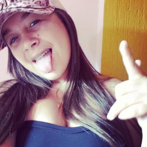 Tenha fé porque até no lixão nasce flor ! . .