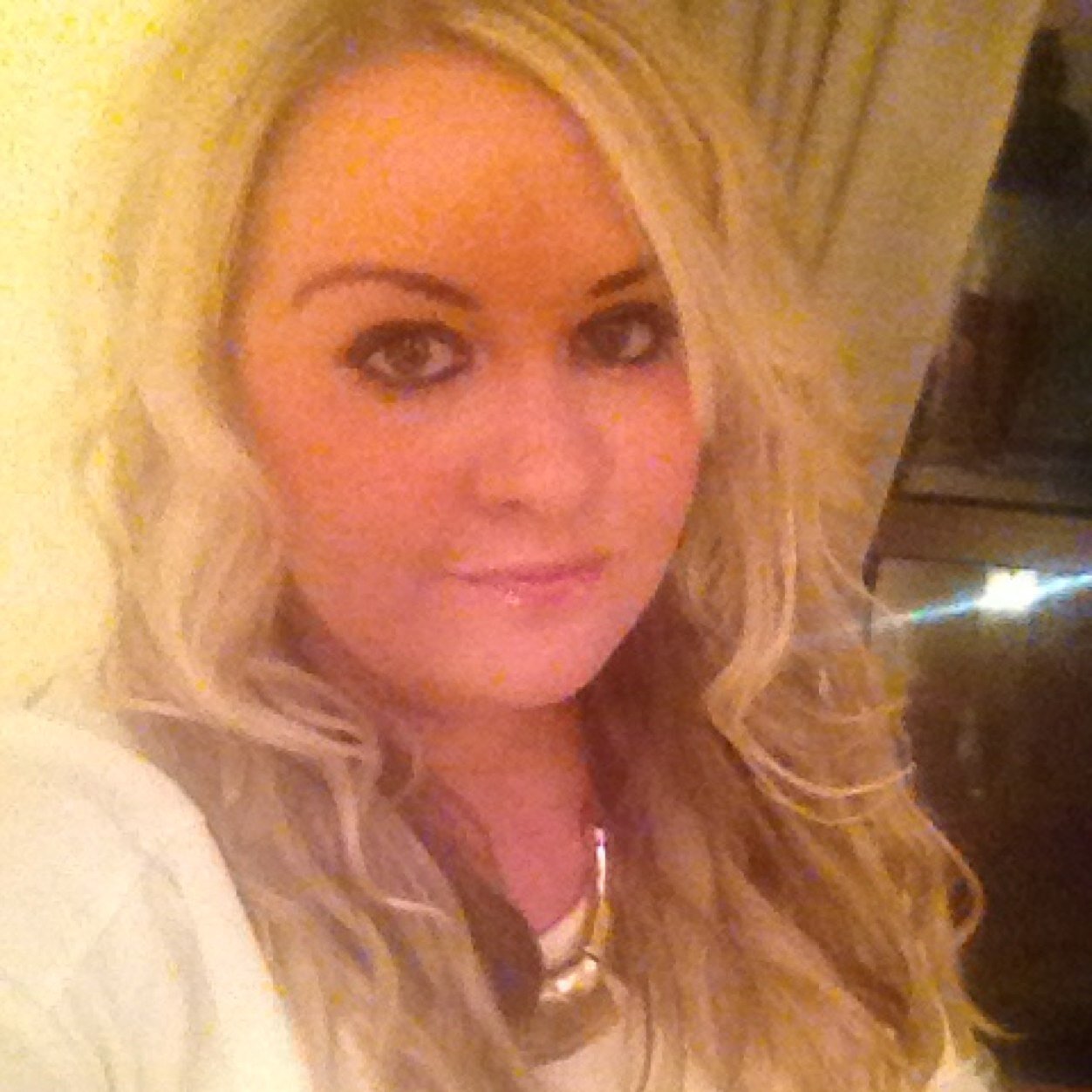 taramcneela's profile picture. 