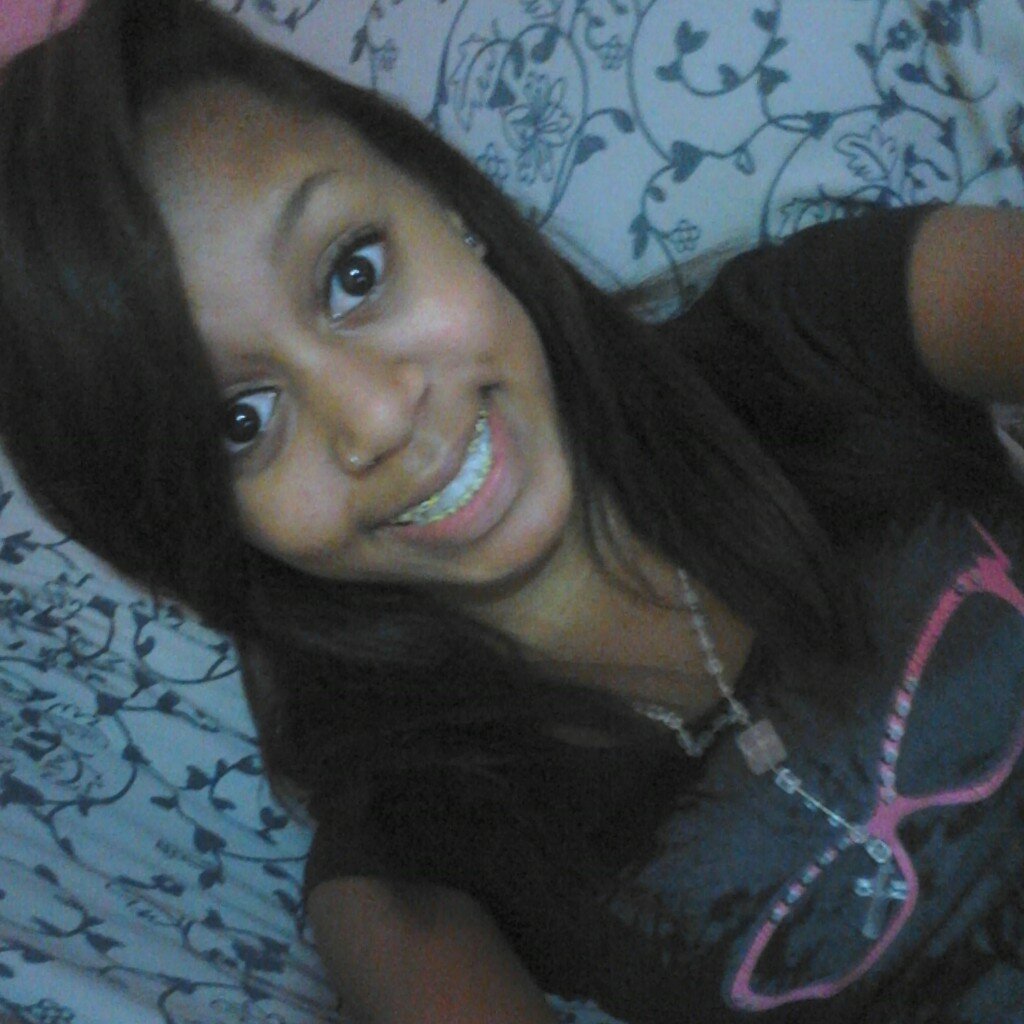 tchuquinha_tata's profile picture. sou feliz e nada alem disso