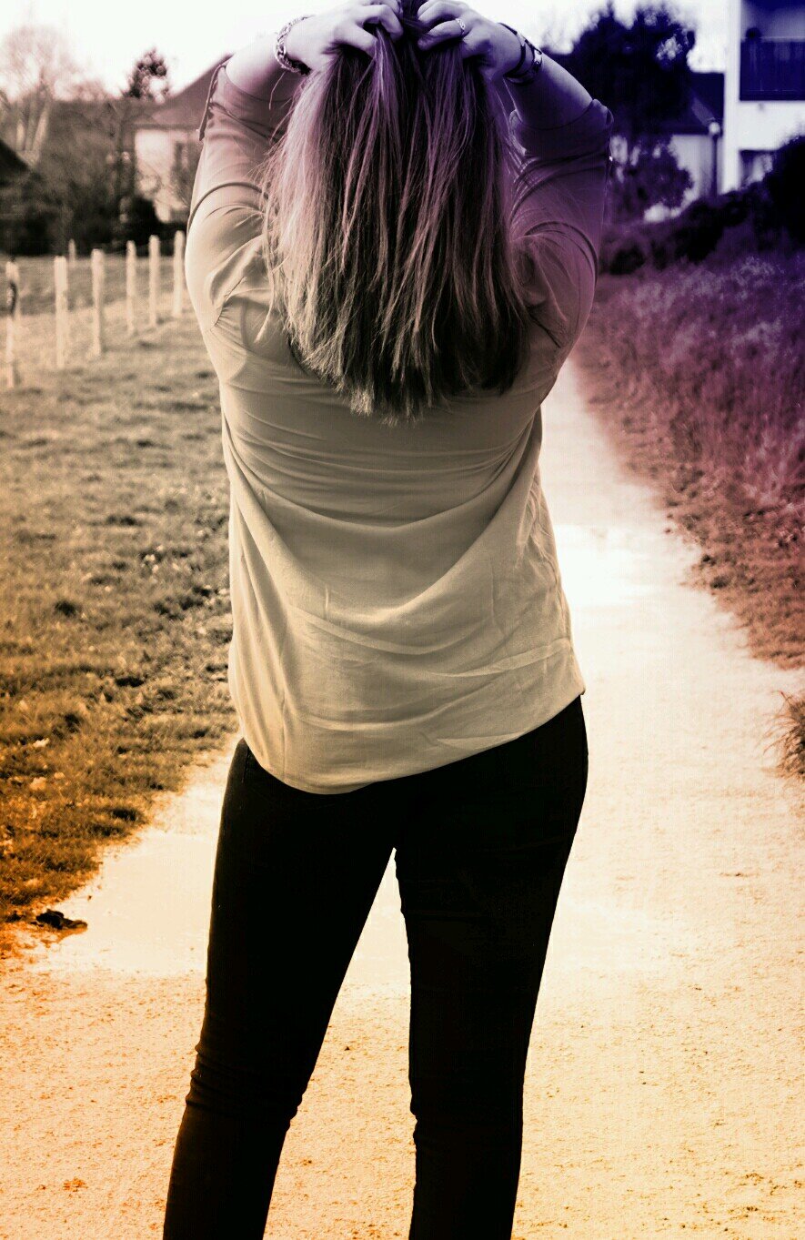 Love songs, Love sing, Love my friends and Love the life !