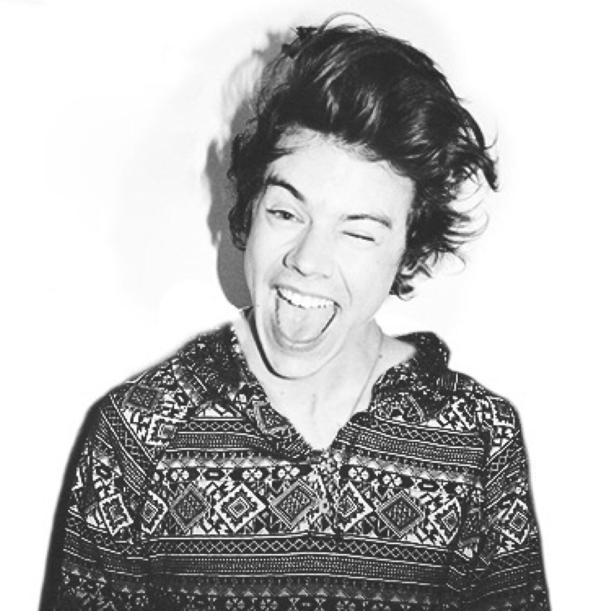 follow @urjelouis to become fab like me