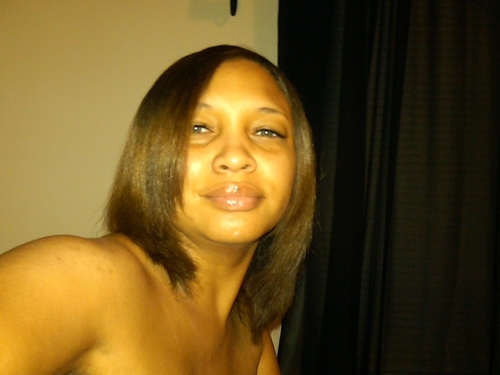 redbonegreeni's profile picture. 