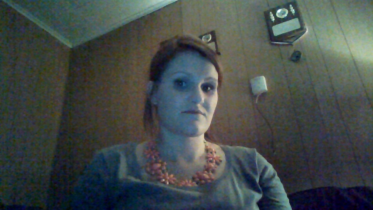 mom, fiancee, makeup hoarder, Pinja, maid.