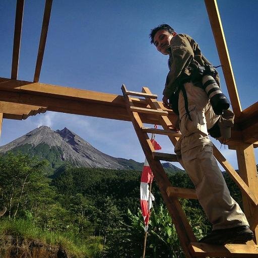 Antara Foto Photojournalist, Indonesia https://t.co/DYtsLZZnjs sigidmaneh@gmail.com